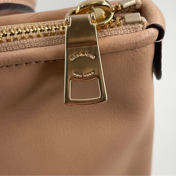 NEW! Coach Ava Camel Ivory Large Chain Colorblock Jacquard Tote Bag - Picture 11 of 12